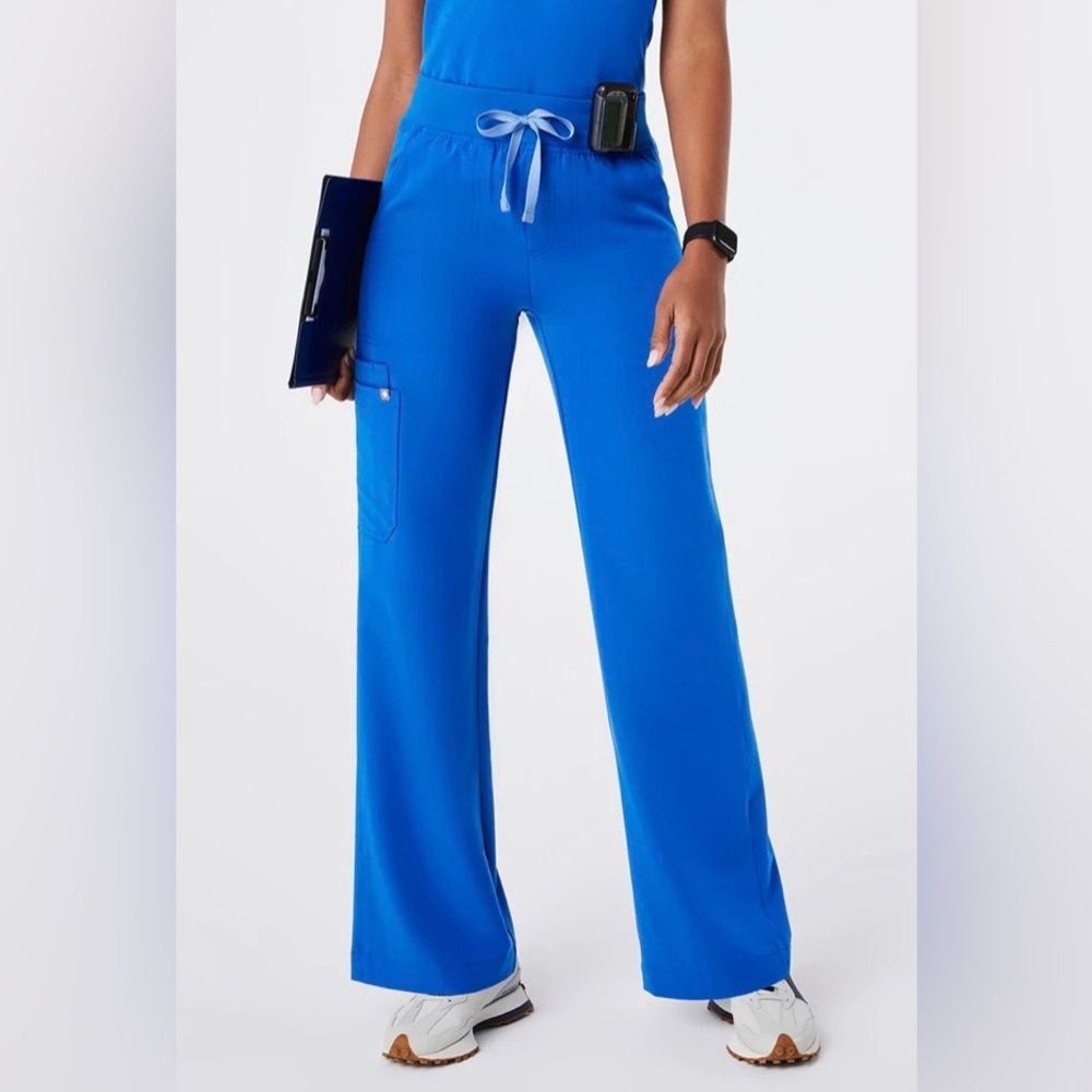 EUC Figs "Isabel" high waisted wide leg scrub pants in Royal Blue - S REGULAR